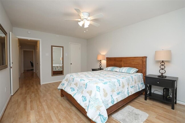 Building Photo - 5822 Cheena Dr