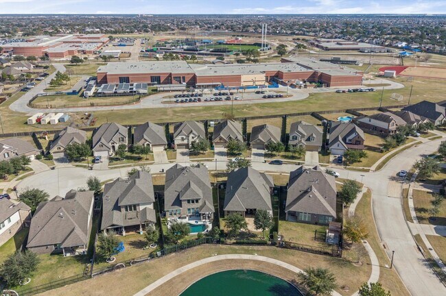 Building Photo - 10811 Gates Randal Ct