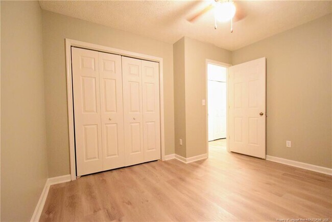 Building Photo - 213 Lofton Dr