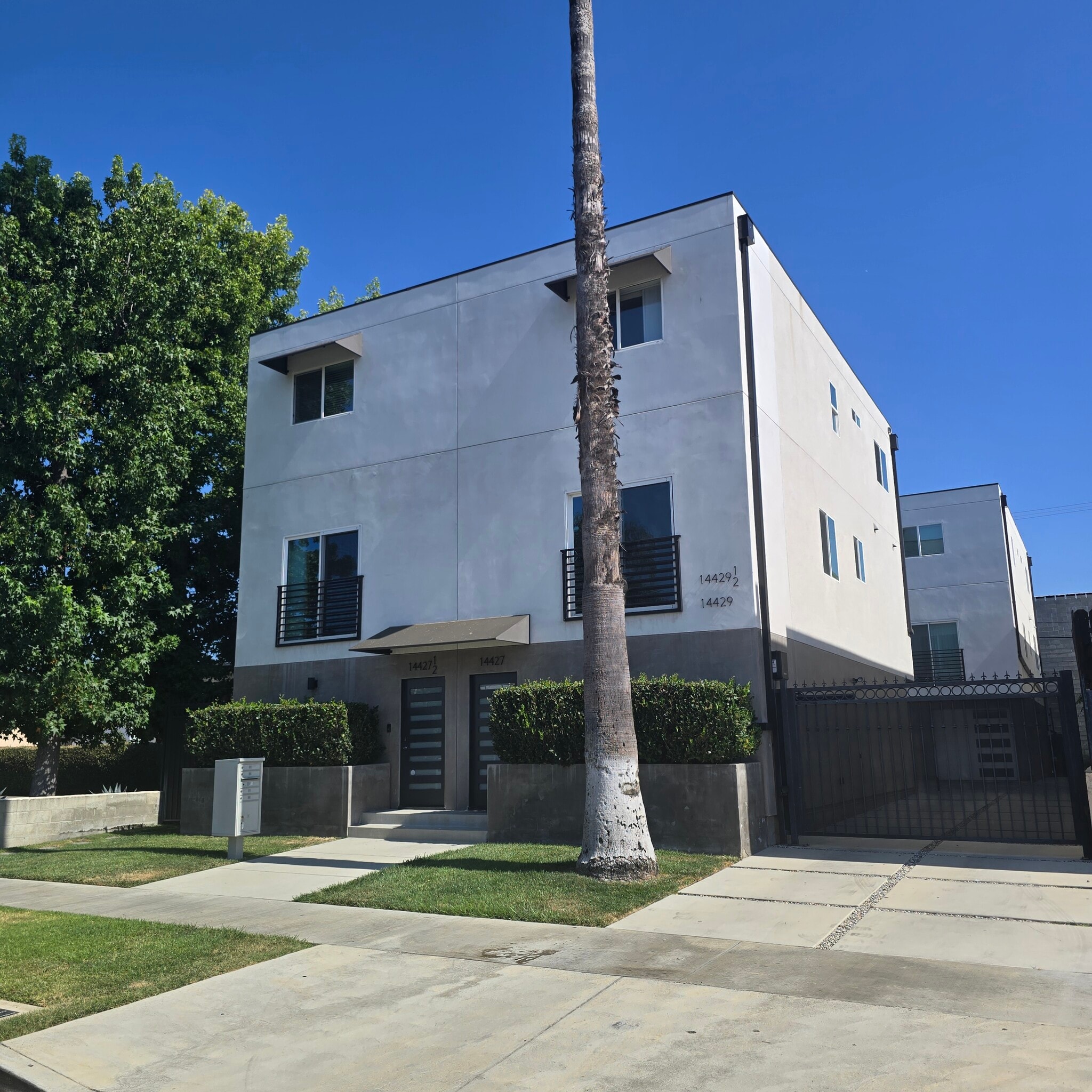 Building Photo - 14427 Tiara St