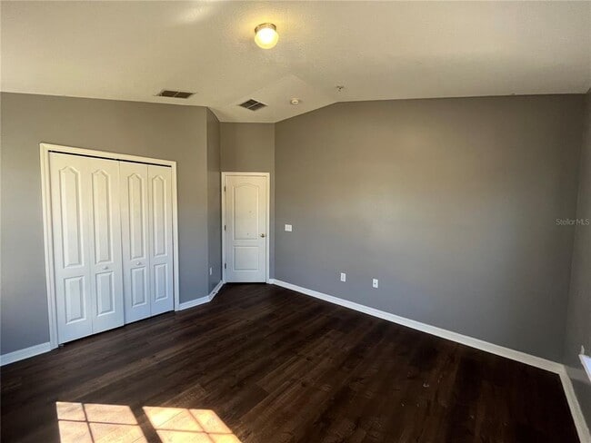 Building Photo - 7125 Red Lantern Dr