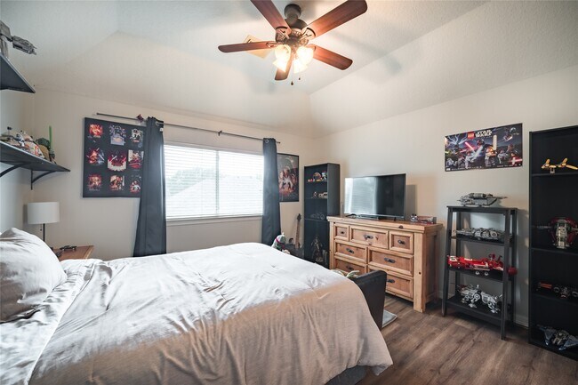 Building Photo - 5810 Misty Island Ct