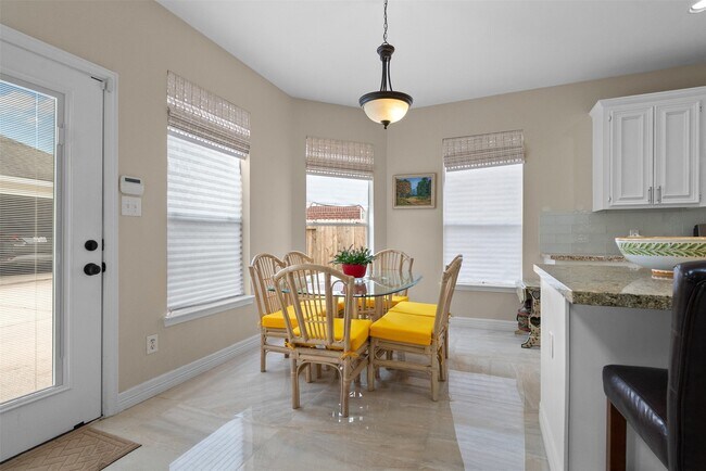 Building Photo - 3214 Brook Arbor Ln