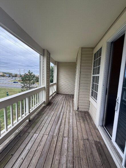 Building Photo - 6914 Ellingham Cir
