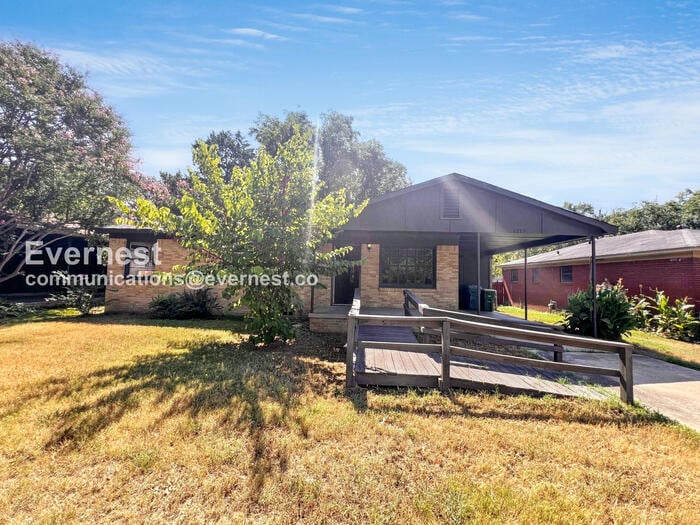 Primary Photo - 1217 Hendrix Ave