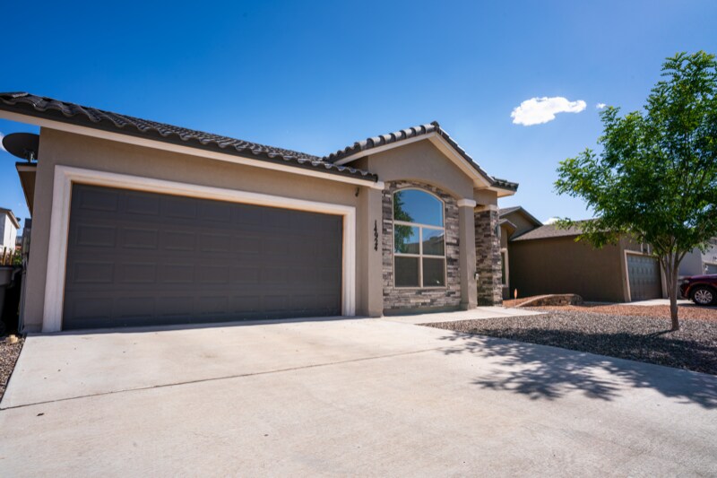 Building Photo - 14924 Boer Trail