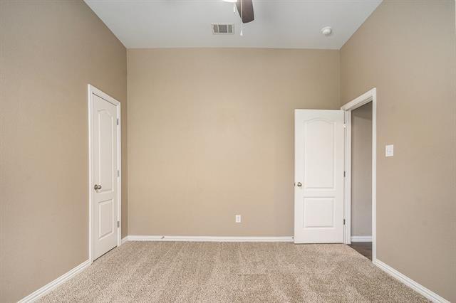 Building Photo - 430 Rockaway Dr