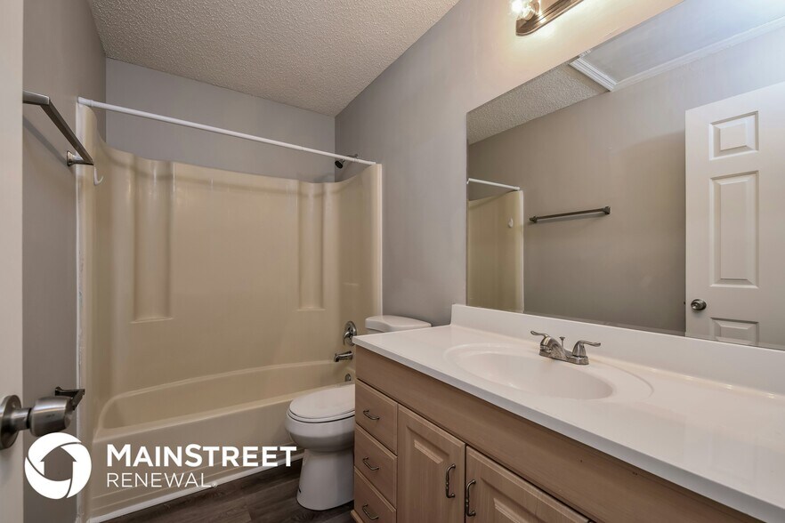 Building Photo - 8397 Coral Dr