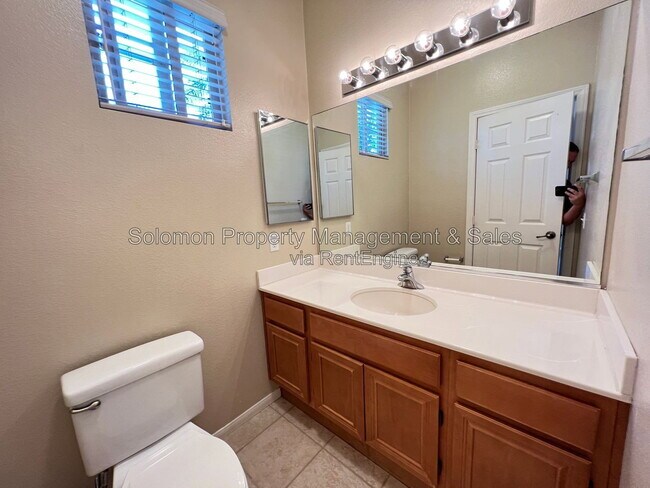 Building Photo - 1474 Rancho Rose Way
