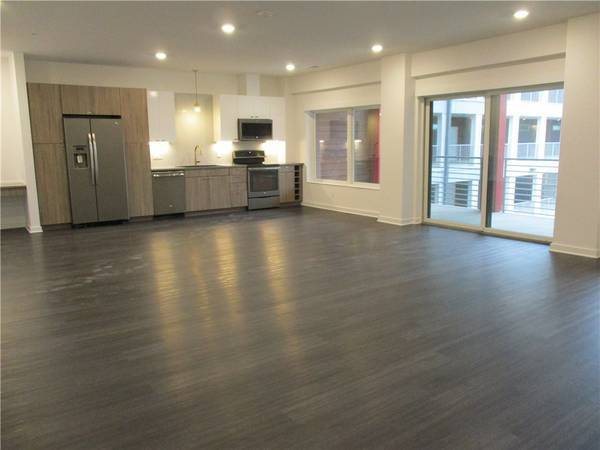 Living and dining area - 4361 S Congress Ave. unit 214