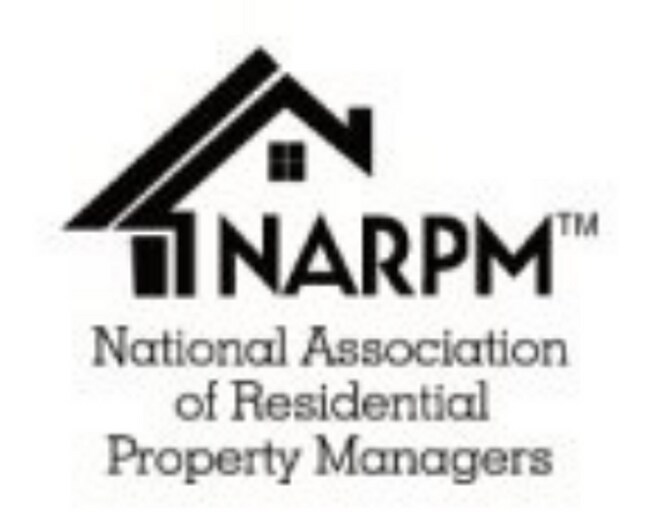 Building Photo - 2 bed 1 bath 2nd floor condo for rent. No ...
