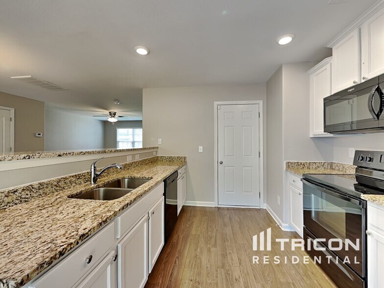 Building Photo - 908 Joselynn Drive