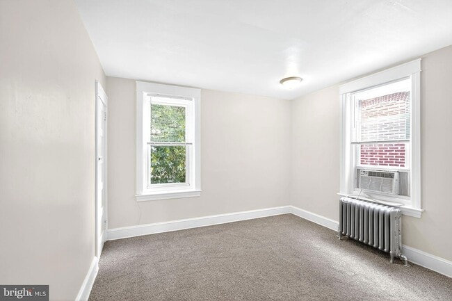 Building Photo - 413 Rector St