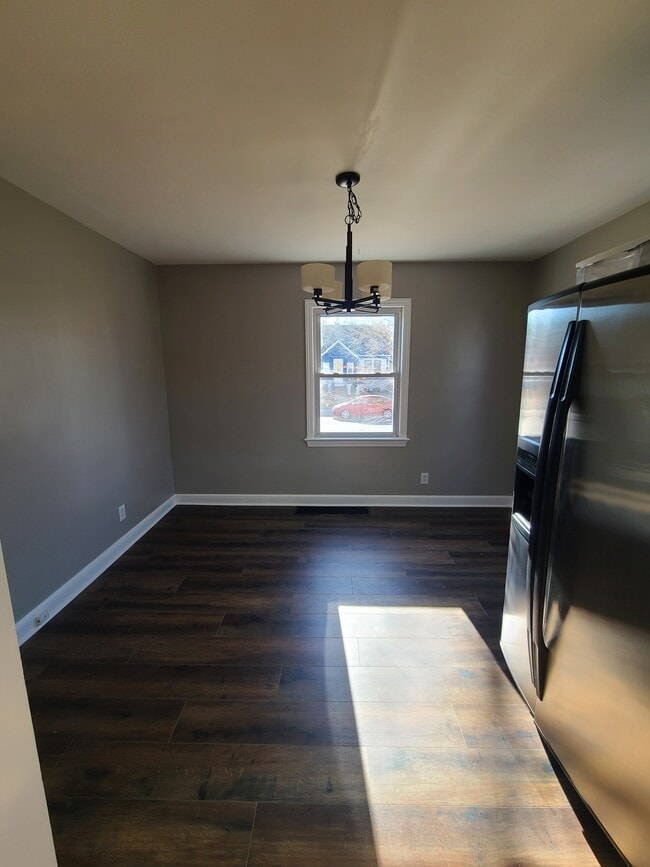 Building Photo - 35 5th Ave