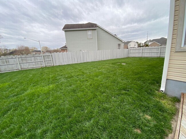 Building Photo - Beautiful 3 Bedroom Single Family Home near Chics Beach!!!