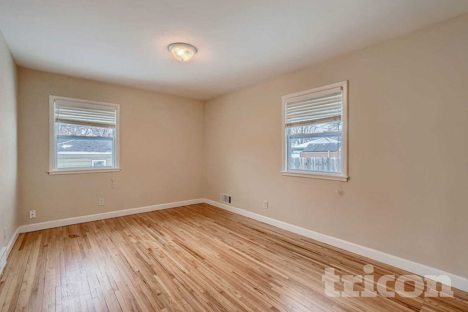 Building Photo - 4010 Monroe St NE