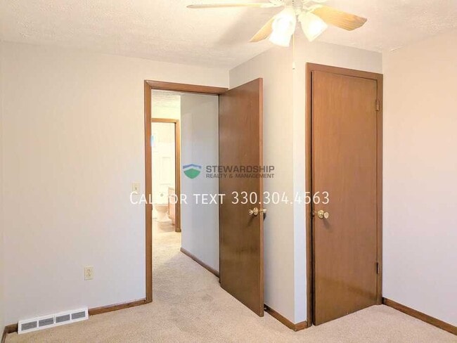 Building Photo - 1752 Bunyan Cir NW