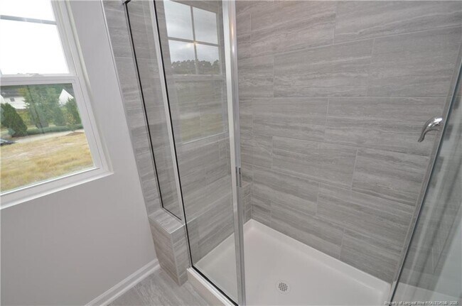 Building Photo - 1057 Shoreside Dr