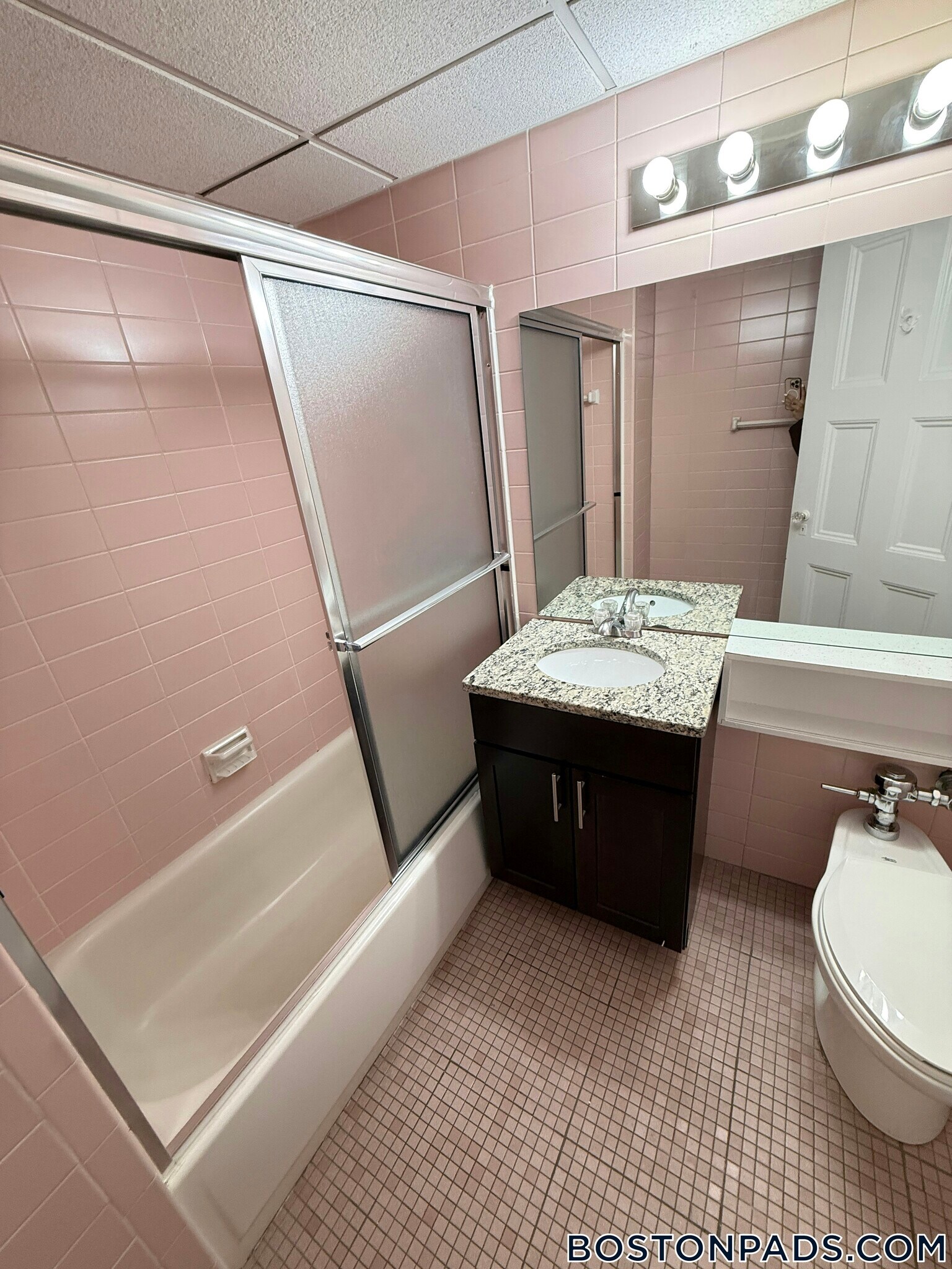 Building Photo - 62 Boylston St