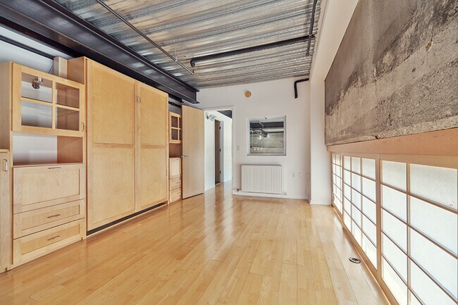 Building Photo - 465 10th St