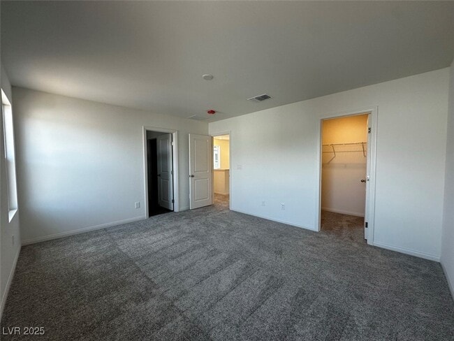 Building Photo - 9649 Hinson St