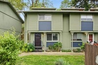 Building Photo - Charming Salmon Creek Condo