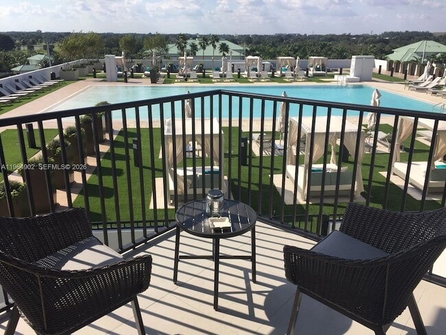 Building Photo - 5300 Paseo Blvd