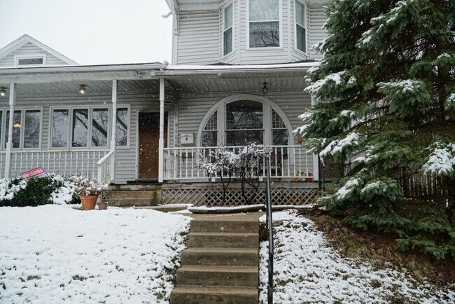 Building Photo - 612-616 South 10th Street