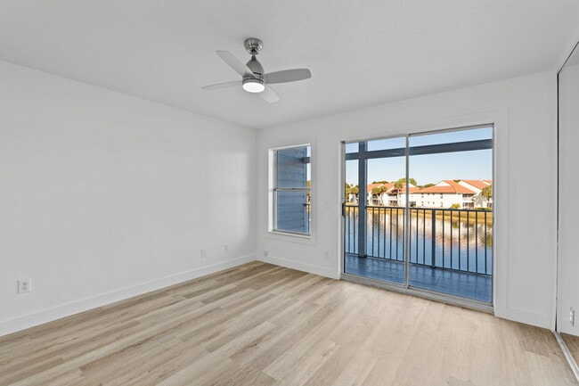 Building Photo - 271 Cypress Point Dr