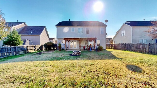 Building Photo - 12911 Walking Stick Dr