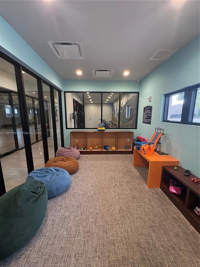 Building Photo - 7815 NW 104th Ave