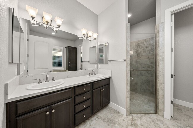 Building Photo - 8099 Traditions Ct