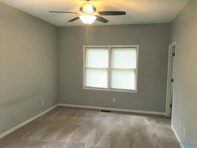 Building Photo - 104 Potomac Cir