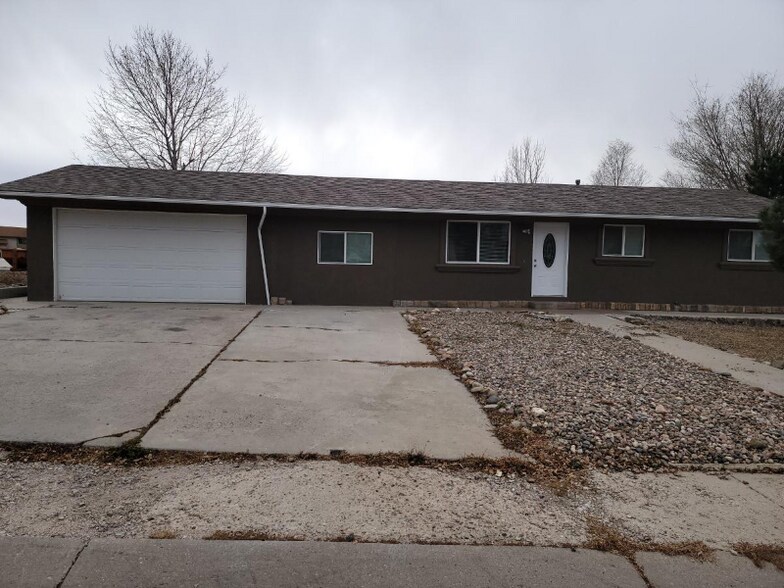 Building Photo - 3575 Ironwood Pl