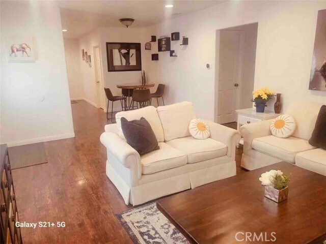 Building Photo - 15649 Aravaca Dr