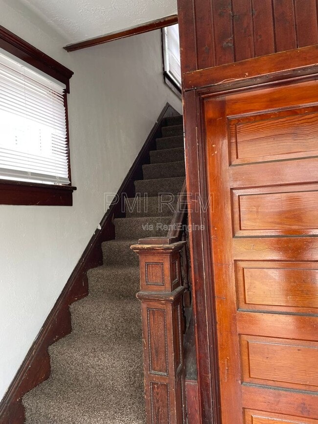 Building Photo - 2325 4th St NW