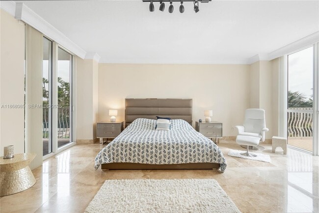 Building Photo - 1460 S Ocean Blvd