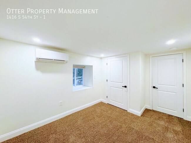 Building Photo - 1416 S 54th St
