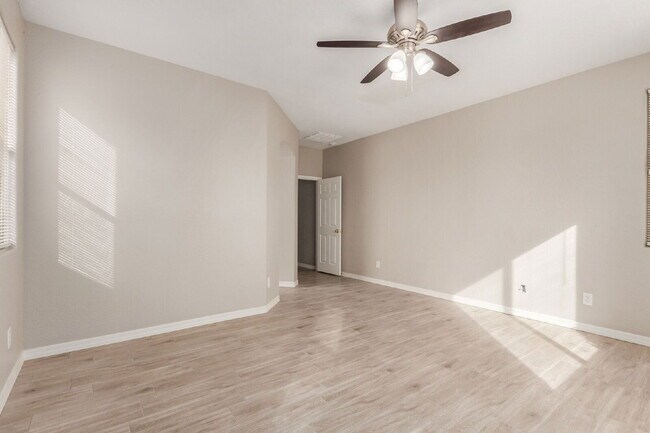 Building Photo - 17067 W Young St