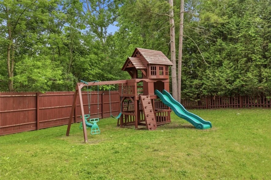 Building Photo - 27 Pleasant View Dr