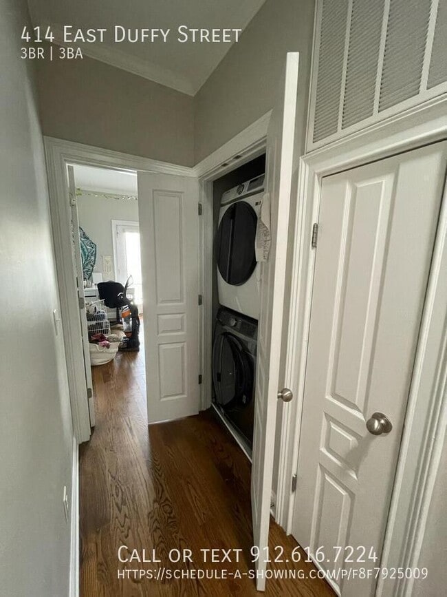 Building Photo - 414 E Duffy St