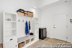 Building Photo - 1115 S Alamo St
