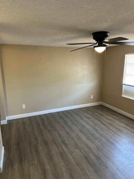 Building Photo - 224 C St