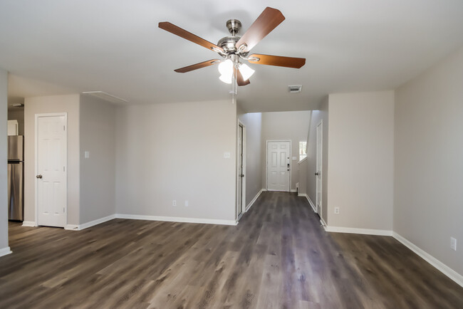 Building Photo - 3 Bedroom Houston Home