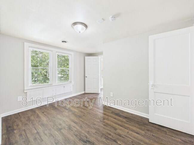 Building Photo - 1619 N Liberty St