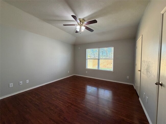 Building Photo - 2634 Sockeye Dr