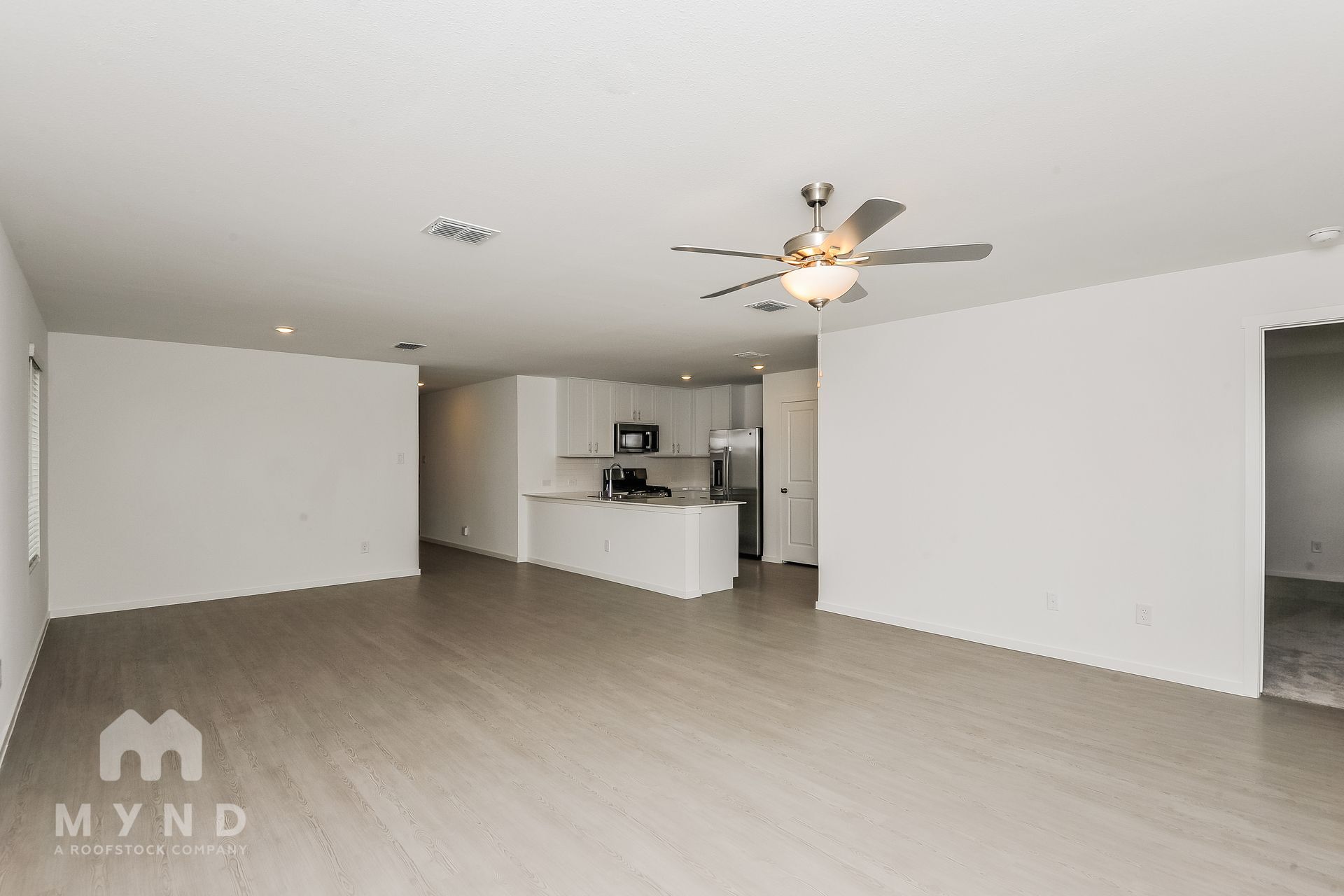 Building Photo - 2721 Mistwood Dr