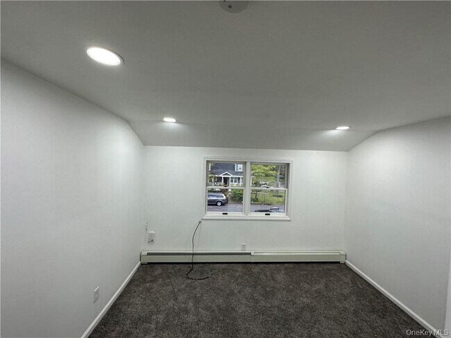 Building Photo - 57 Hunt Ave