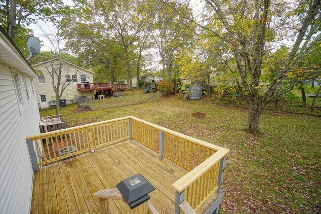 Building Photo - 42 Woodfield St
