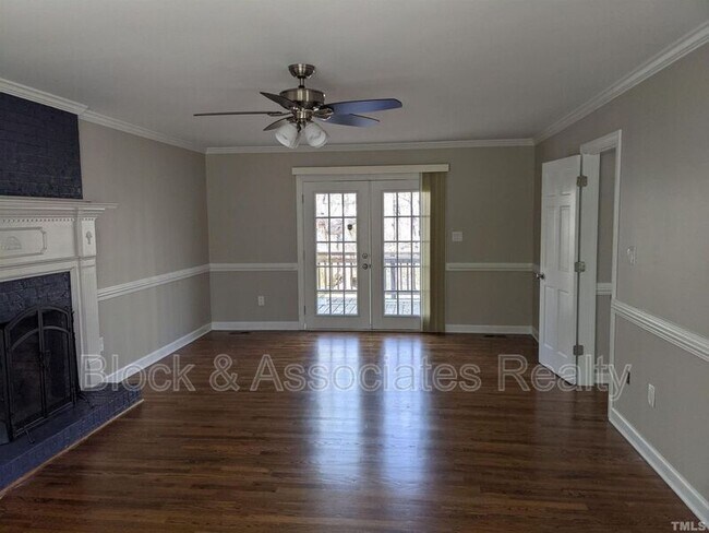 Building Photo - 143 Brannigan Pl